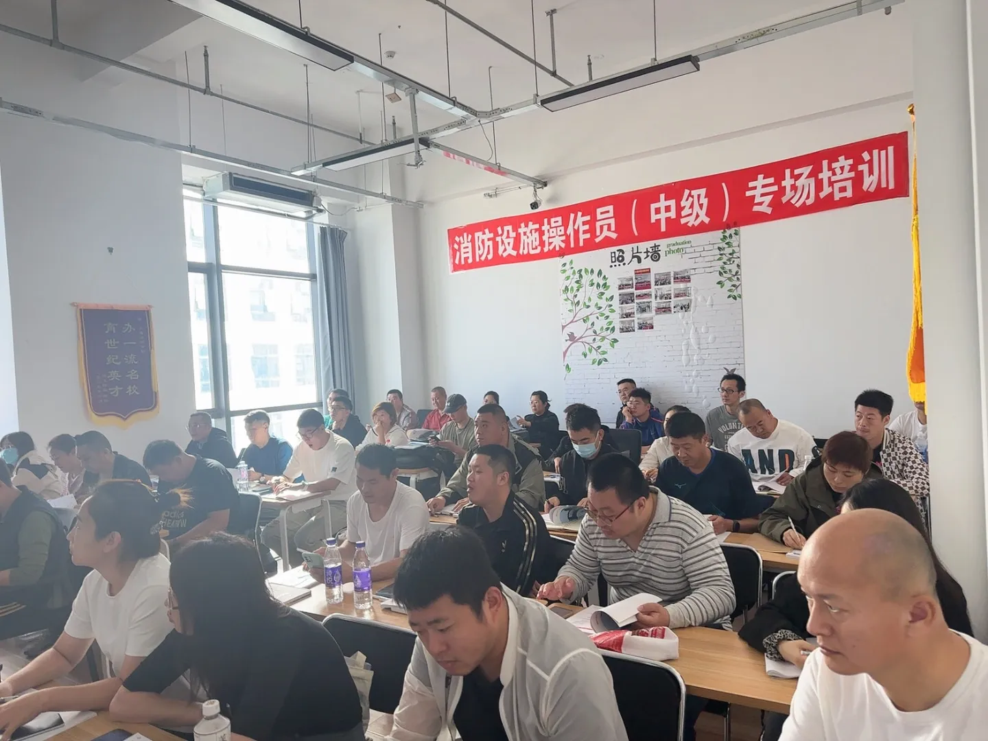 学天教育_大连消防学校_分校风采
