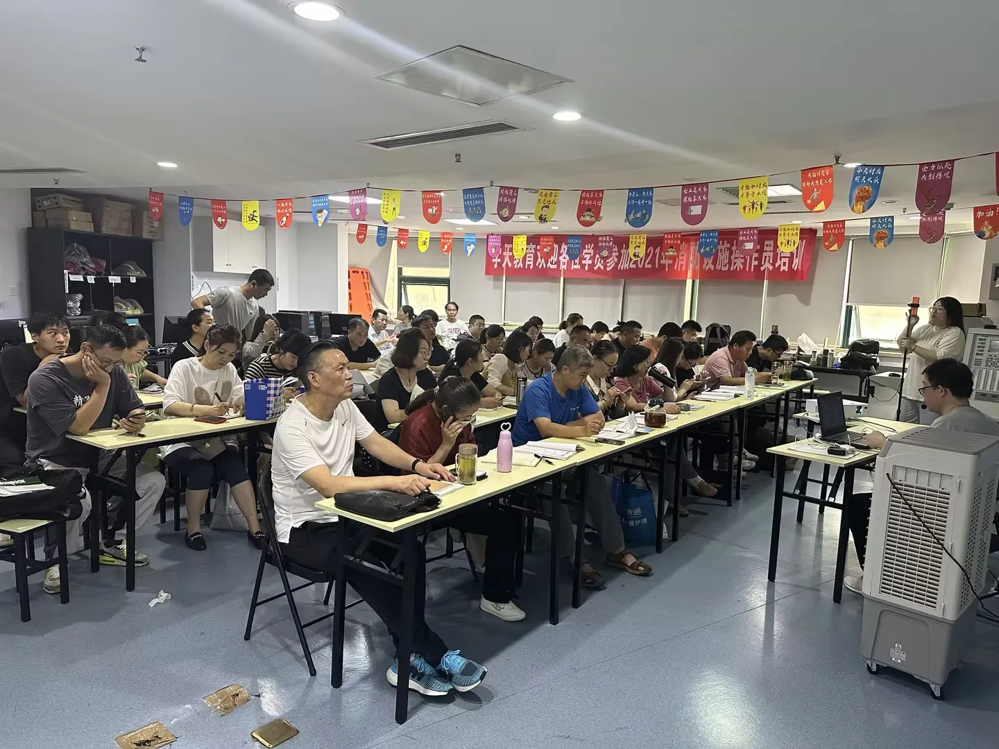 学天教育_南京消防学校_分校风采