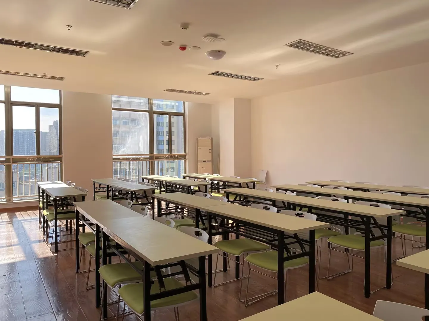 学天教育_潍坊消防学校_分校风采