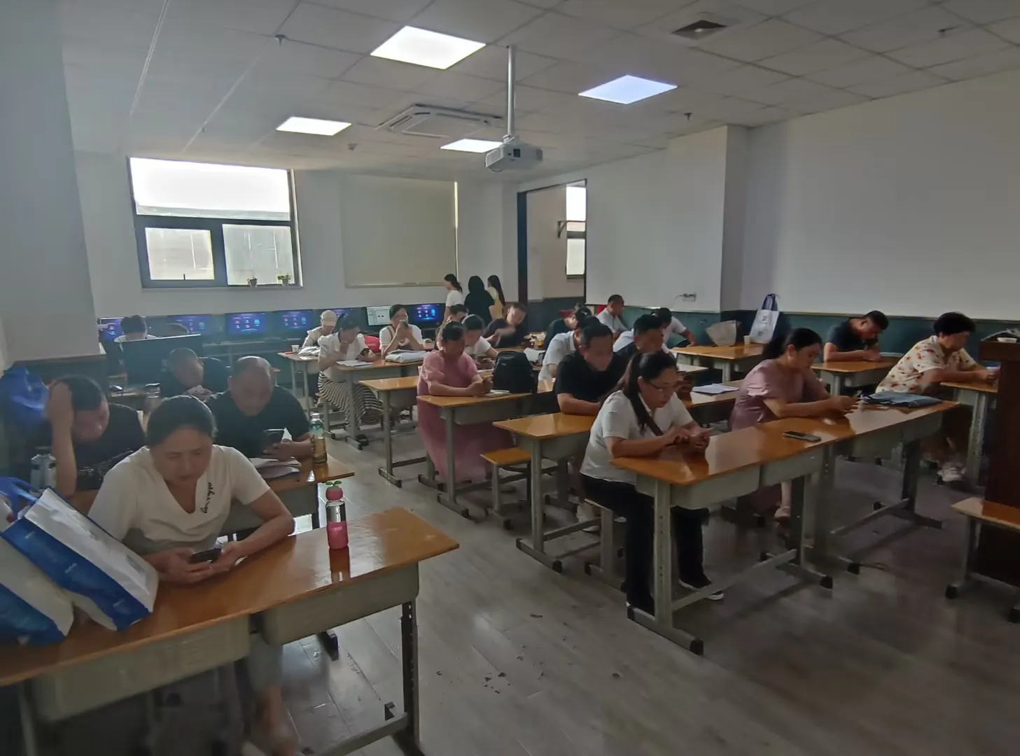 学天教育_郑州消防学校_分校风采