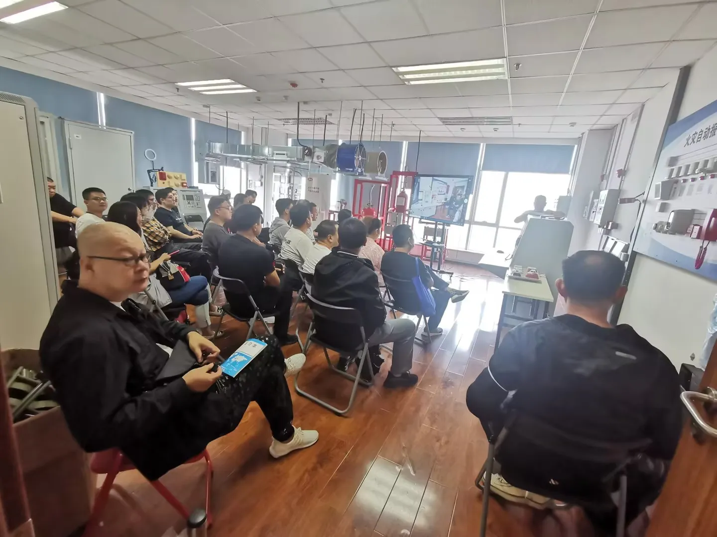 学天教育_天津消防学校_分校风采