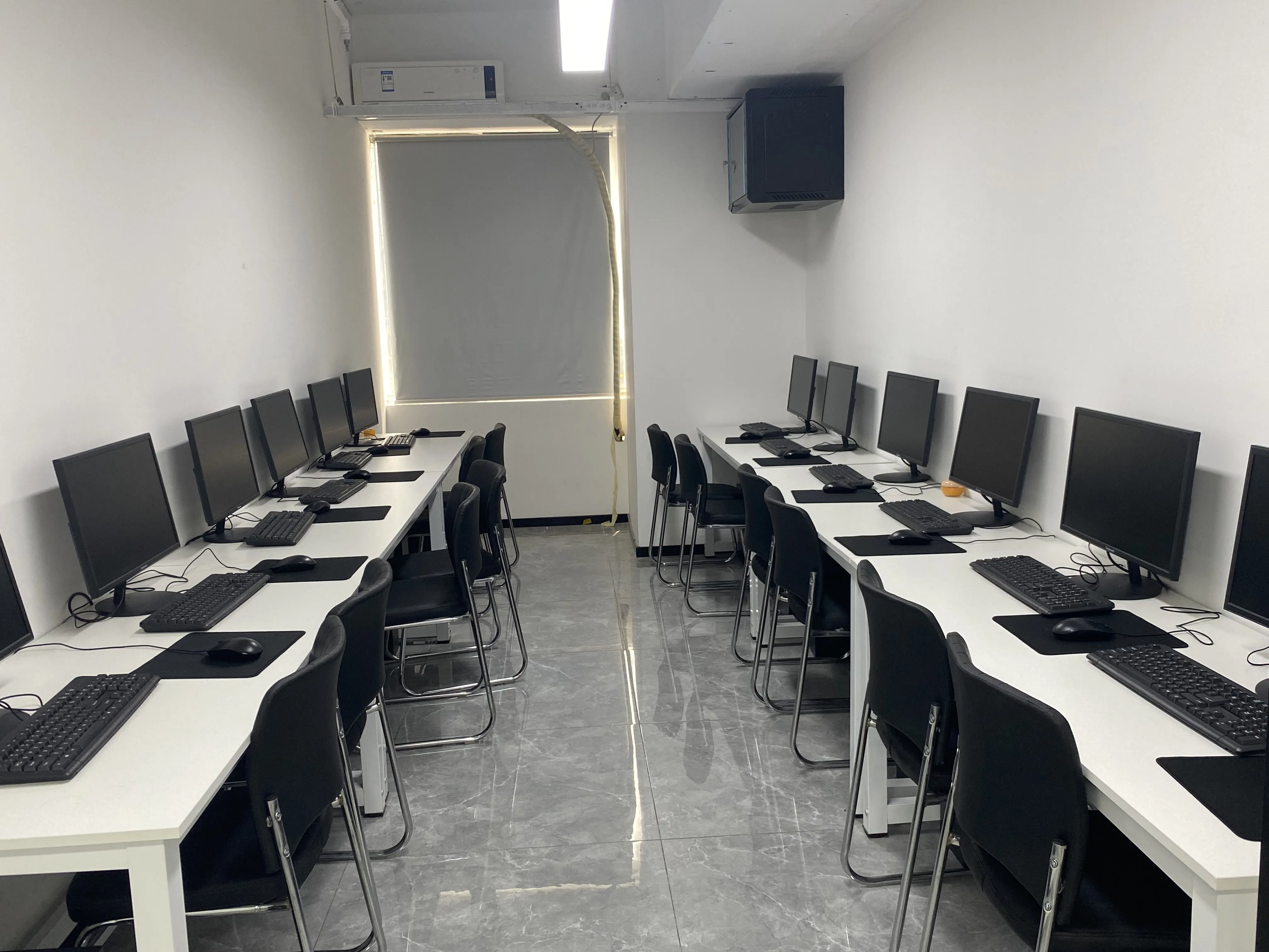 学天教育_海口消防学校_校区风采