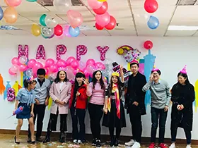 学天教育_上海二分校_生日会